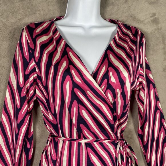 Diane von Furstenberg Naoki Wrap Dress 8 Pink Printed Silk Blend Retro Barbie - Picture 3 of 16